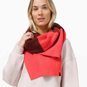 NWT Lululemon Merino Blend Oversized Texture Play Scarf - Red, Brown, One Size
